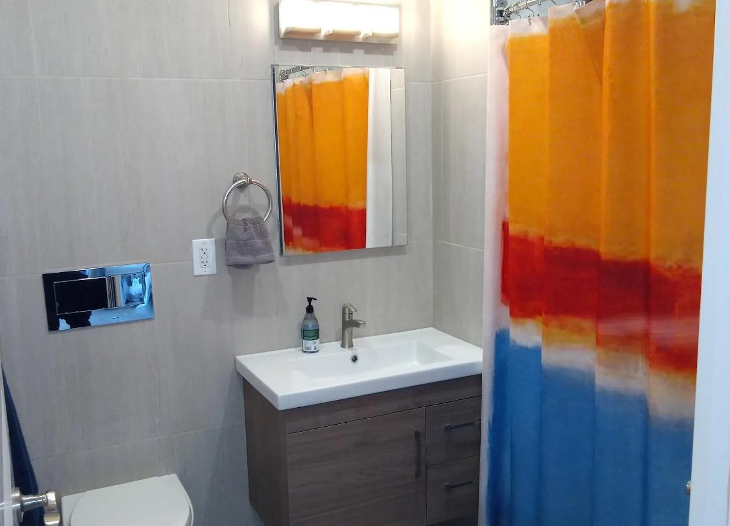 Luxury In Little Italy Private Balcony Apartment New York United States