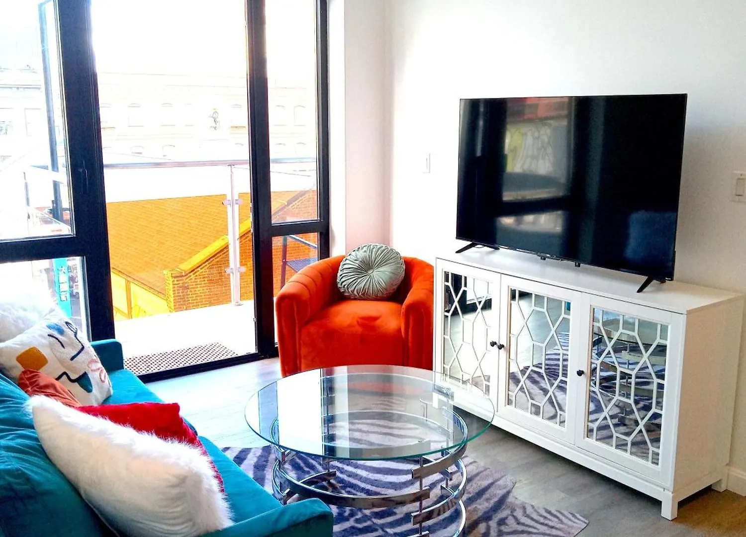 Luxury In Little Italy Private Balcony Apartment New York