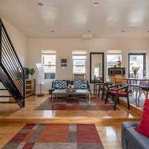 East Village Townhouse Appartement