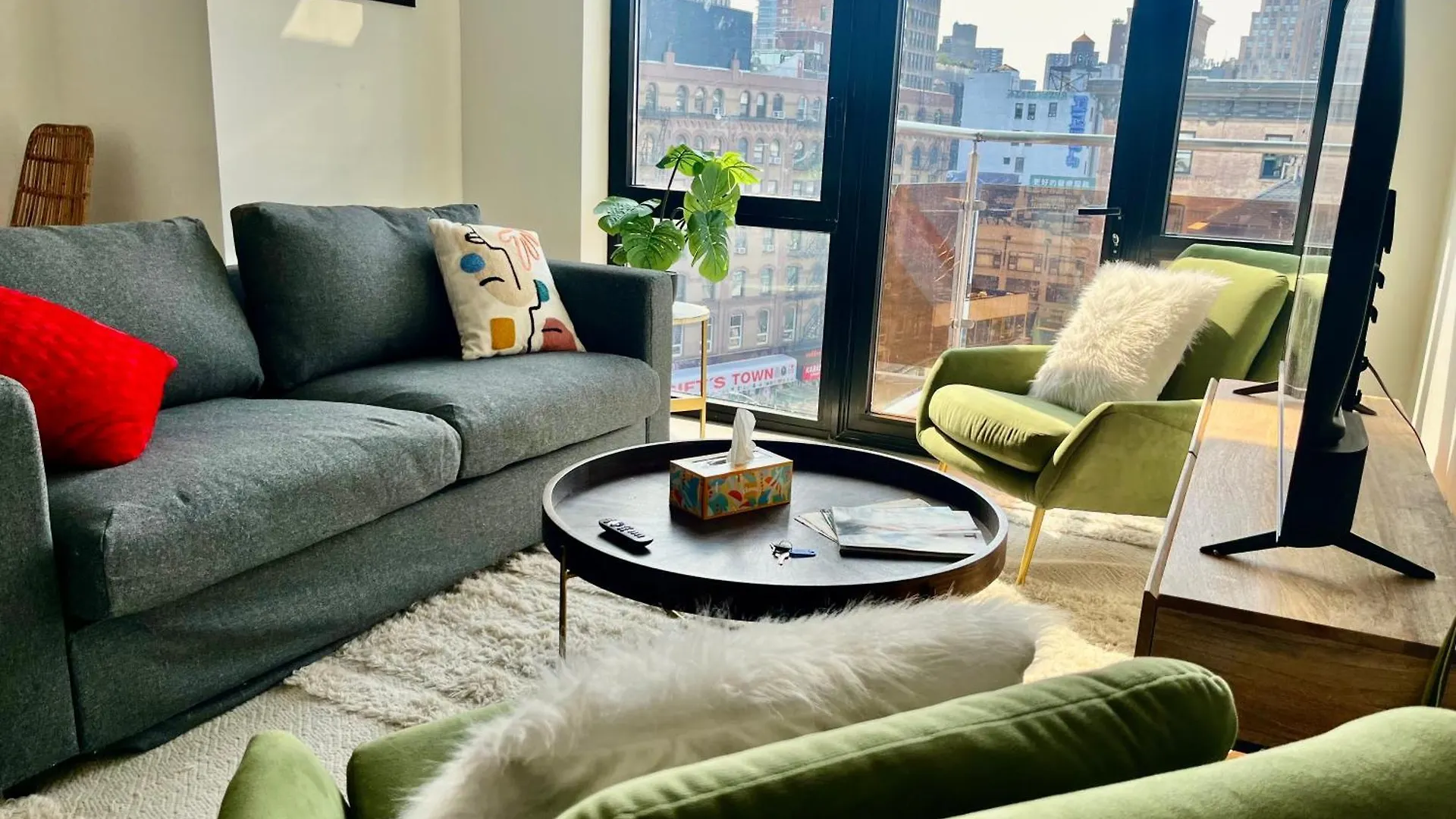 Luxury In Little Italy Private Balcony Apartment New York